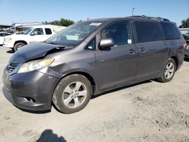 TOYOTA SIENNA LE 2013 with VIN 5TDKK3DC7DS395984 - Photo from auction