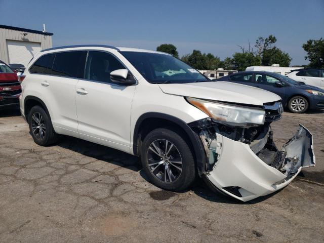 Photo 4 from auction – 2016 TOYOTA HIGHLANDER with VIN 5TDKKRFH1GS140425