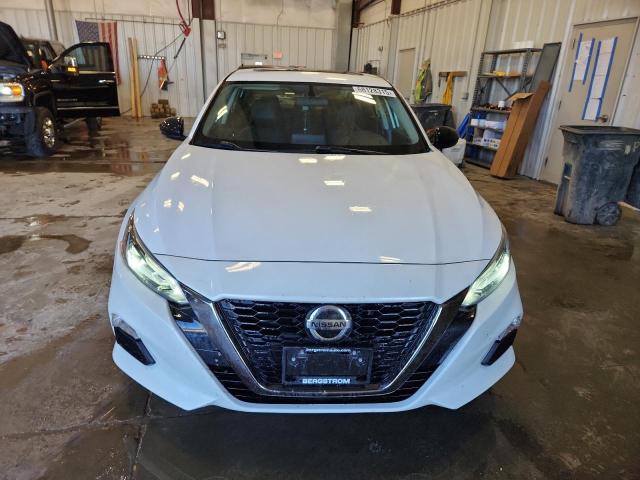 Photo 5 from auction – 2019 NISSAN ALTIMA SR with VIN 1N4BL4CW1KN318129