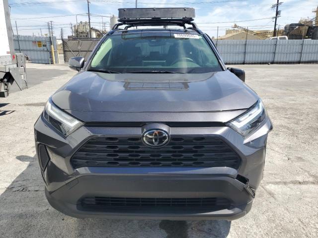 Photo 5 from auction – 2023 TOYOTA RAV4 XLE with VIN JTMP1RFV7PJ040776