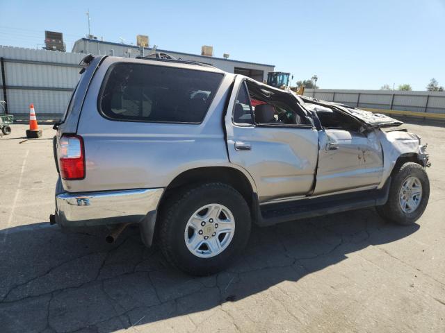 Photo 3 from auction – 2001 TOYOTA 4RUNNER SR5 with VIN JT3GN86R410182814