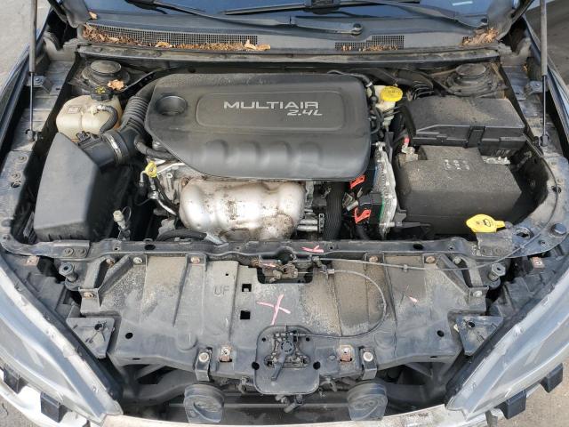 Photo 11 from auction – 2015 CHRYSLER 200 LIMITE with VIN 1C3CCCAB9FN646823