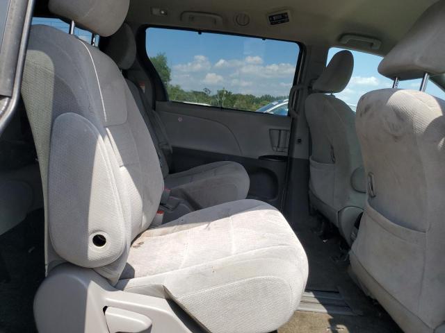 Photo 11 from auction – 2015 TOYOTA SIENNA LE with VIN 5TDKK3DC3FS588717