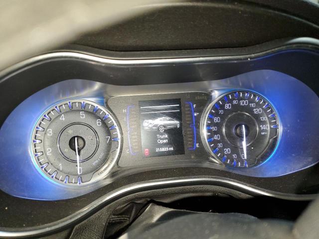 Photo 9 from auction – 2015 CHRYSLER 200 LIMITE with VIN 1C3CCCABXFN642814