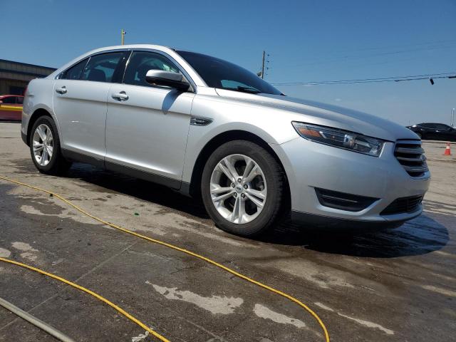 Photo 4 from auction – 2017 FORD TAURUS SEL with VIN 1FAHP2E83HG132073
