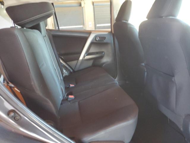 Photo 10 from auction – 2017 TOYOTA RAV4 LE with VIN JTMZFREV0HJ709547