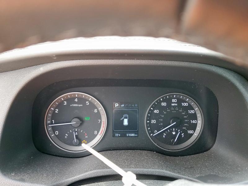 Photo 9 from auction – 2016 HYUNDAI TUCSON with VIN KM8J33A23GU268682