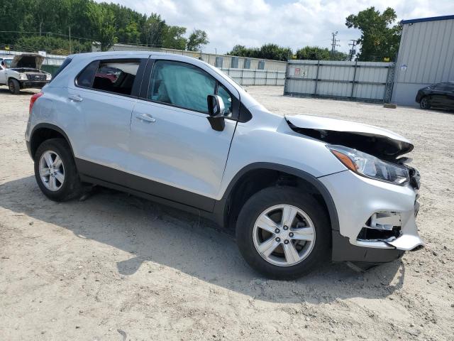 Photo 4 from auction – 2020 CHEVROLET TRAX LS with VIN 3GNCJKSB9LL307394