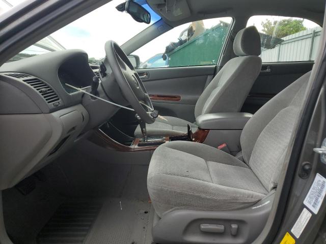 Photo 7 from auction – 2002 TOYOTA CAMRY LE with VIN 4T1BE30K72U609932