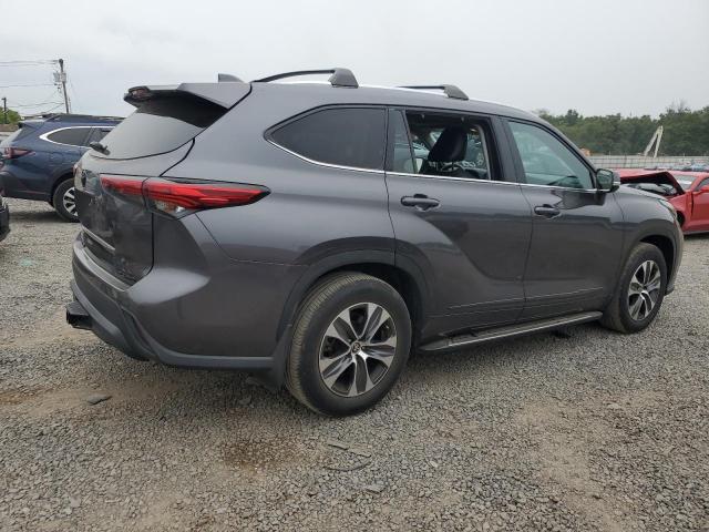 Photo 3 from auction – 2021 TOYOTA HIGHLANDER with VIN 5TDHZRBH1MS556305