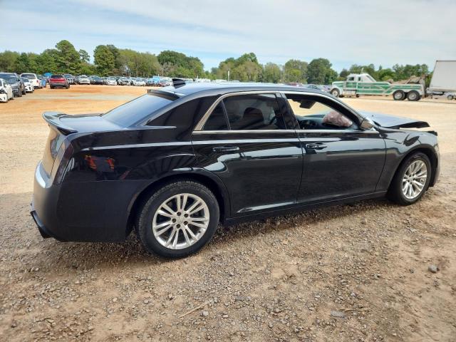 Photo 3 from auction – 2017 CHRYSLER 300C with VIN 2C3CCAET1HH582277