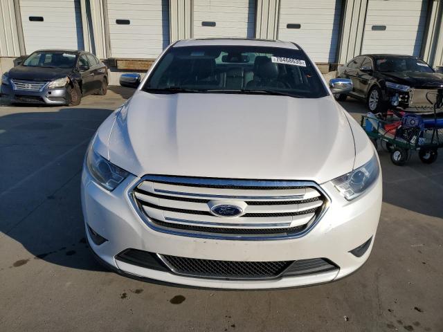 Photo 5 from auction – 2016 FORD TAURUS LIM with VIN 1FAHP2J88GG123700