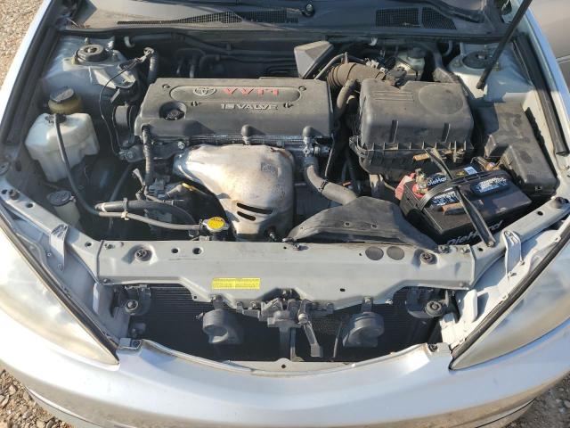 Photo 11 from auction – 2004 TOYOTA CAMRY LE with VIN 4T1BE32K24U805034