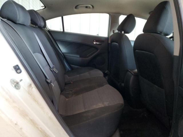 Photo 10 from auction – 2018 KIA FORTE LX with VIN 3KPFL4A76JE261338