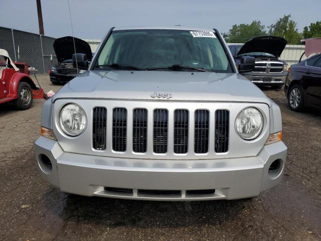 Photo 5 from auction – 2009 JEEP PATRIOT SP with VIN 1J4FF28B49D183042