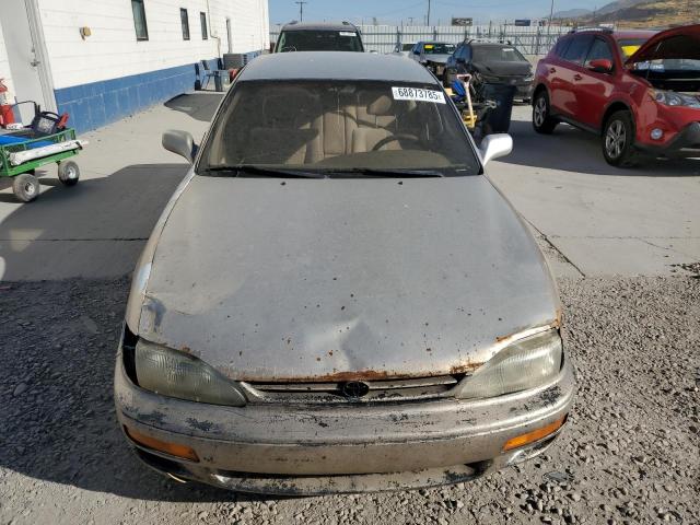 Photo 5 from auction – 1995 TOYOTA CAMRY LE with VIN JT2GK12E9S0111987