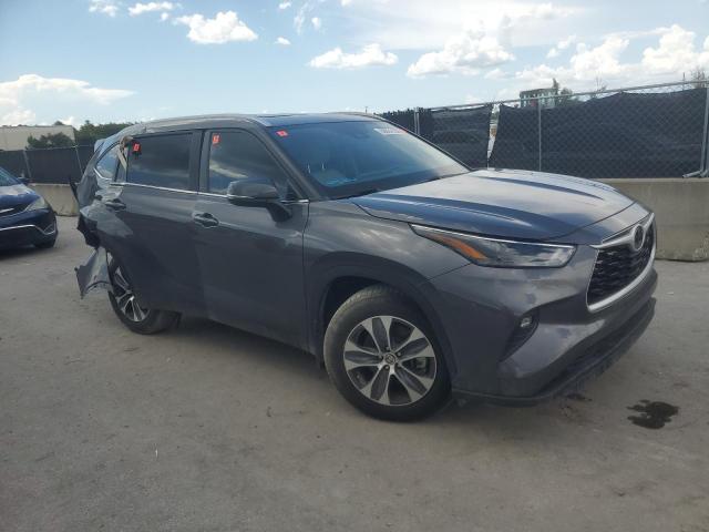 Фото 4 с аукциона – 2024 TOYOTA HIGHLANDER с VIN 5TDKDRAH2RS535282