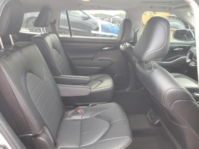Photo 11 from auction – 2022 TOYOTA HIGHLANDER with VIN 5TDGZRBH2NS186348