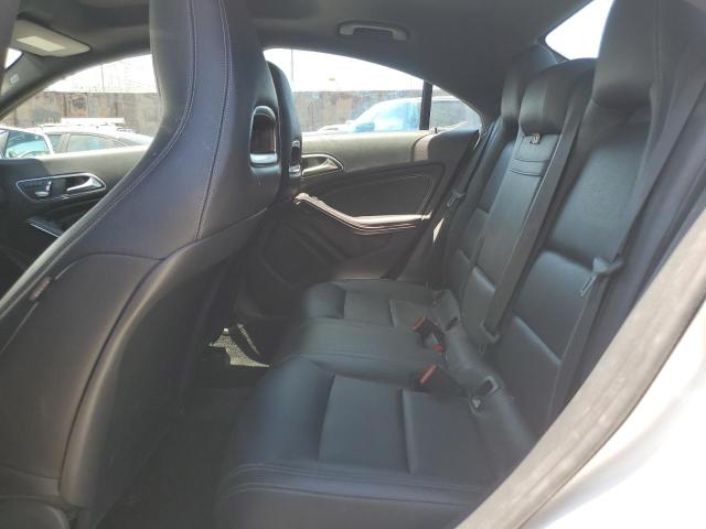 Photo 10 from auction – 2019 MERCEDES-BENZ CLA 250 with VIN WDDSJ4EB4KN742064