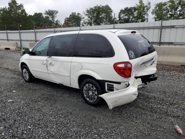 Photo 2 from auction – 2006 CHRYSLER TOWN AND C with VIN 2A4GP44R86R844161