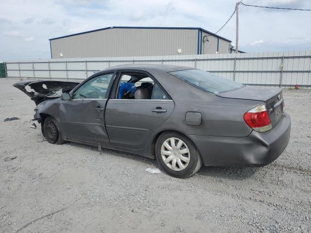 Photo 2 from auction – 2005 TOYOTA CAMRY with VIN 4T1BE32K95U989325