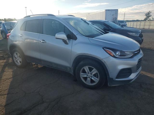 Photo 4 from auction – 2019 CHEVROLET TRAX 1LT with VIN 3GNCJLSBXKL342076