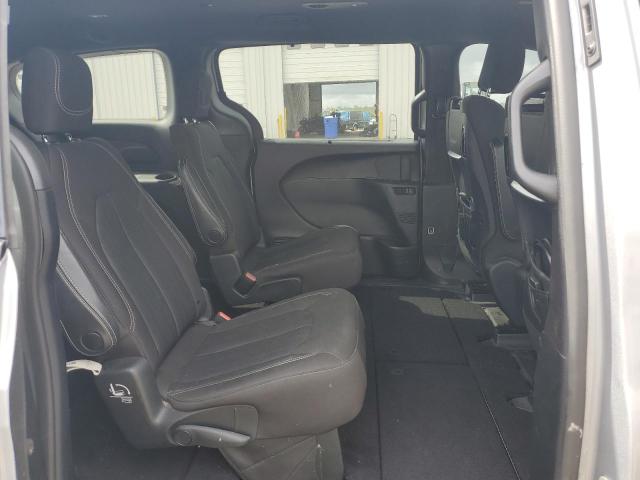 Photo 11 from auction – 2020 CHRYSLER PACIFICA T with VIN 2C4RC1FG6LR187604