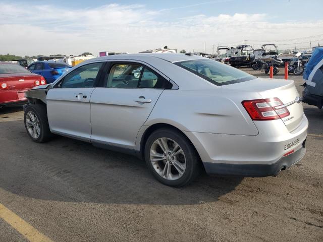 Photo 2 from auction – 2015 FORD TAURUS SE with VIN 1FAHP2D90FG138923