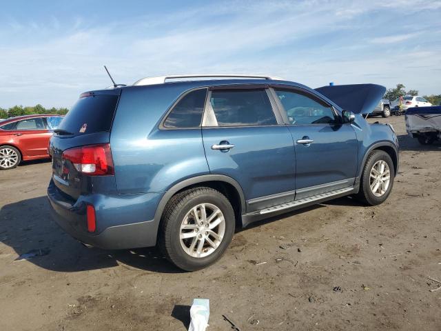 Photo 3 from auction – 2015 KIA SORENTO LX with VIN 5XYKT3A63FG601006