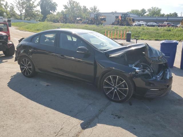 Photo 4 from auction – 2018 VOLVO S60 DYNAMIC with VIN YV126MFL6J2456794