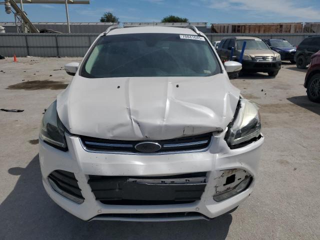 Photo 5 from auction – 2016 FORD ESCAPE TITANIUM with VIN 1FMCU0JX7GUC65784