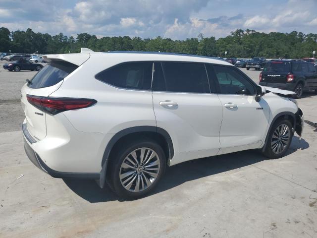 Photo 3 from auction – 2021 TOYOTA HIGHLANDER with VIN 5TDEBRCH4MS052935