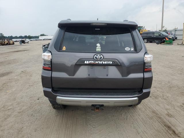 Photo 6 from auction – 2018 TOYOTA 4RUNNER SR with VIN JTEBU5JR3J5609431