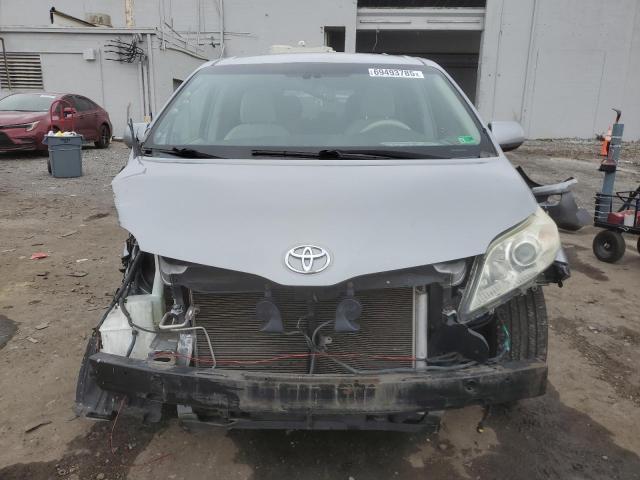 Photo 5 from auction – 2011 TOYOTA SIENNA LE with VIN 5TDKK3DC5BS128517