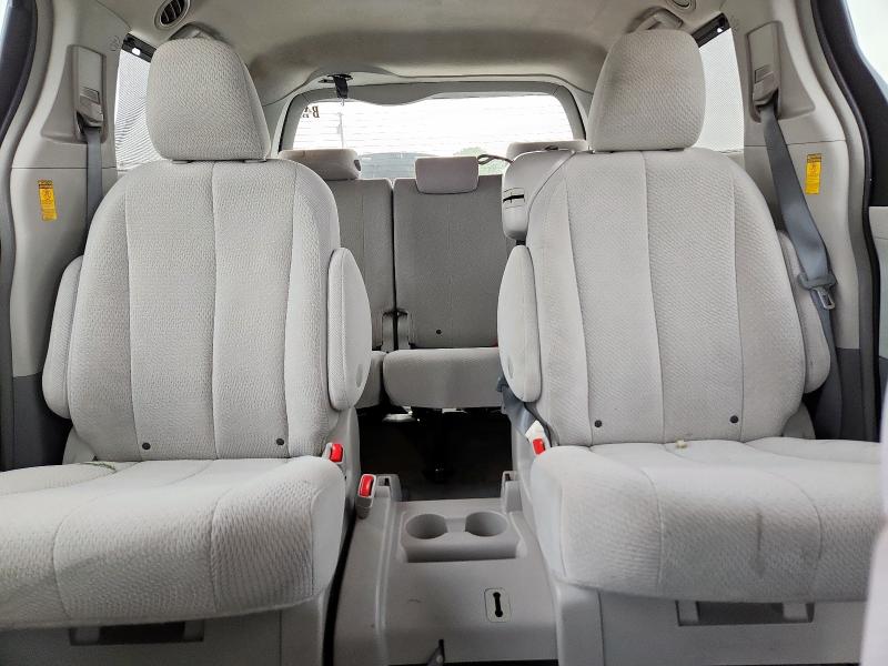 Photo 10 from auction – 2014 TOYOTA SIENNA LE with VIN 5TDKK3DC0ES481137