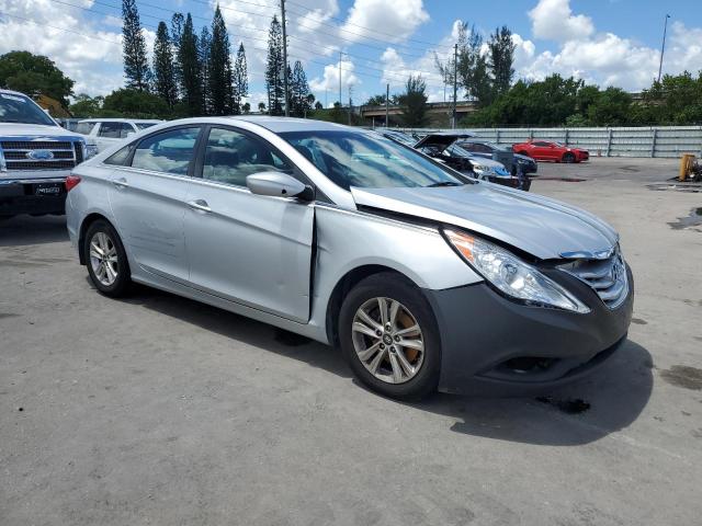 Photo 4 from auction – 2013 HYUNDAI SONATA GLS with VIN 5NPEB4AC6DH562073