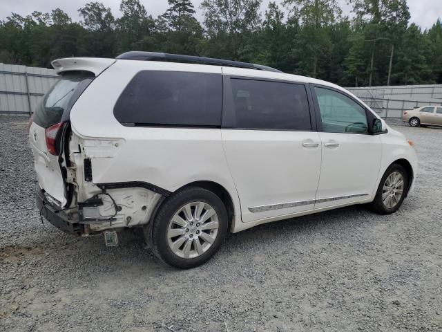 Photo 3 from auction – 2015 TOYOTA SIENNA XLE with VIN 5TDDK3DC9FS114313