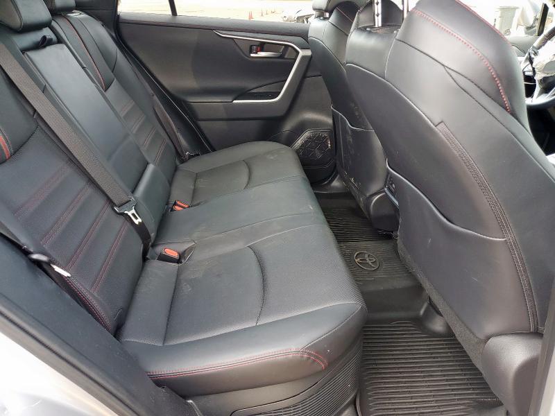 Photo 11 from auction – 2022 TOYOTA RAV4 PRIME with VIN JTMFB3FV1ND087089