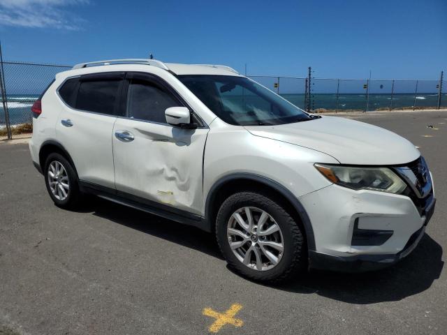 Photo 4 from auction – 2017 NISSAN ROGUE S with VIN 5N1AT2MTXHC763788
