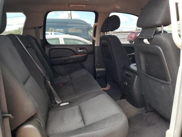 Photo 11 from auction – 2011 CHEVROLET SUBURBAN K with VIN 1GNSKHE35BR376672