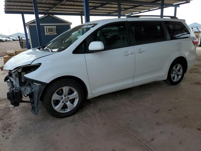 Photo 1 from auction – 2015 TOYOTA SIENNA LE with VIN 5TDKK3DC5FS672151