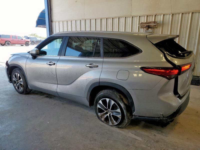 Photo 2 from auction – 2023 TOYOTA HIGHLANDER with VIN 5TDKDRAHXPS014968