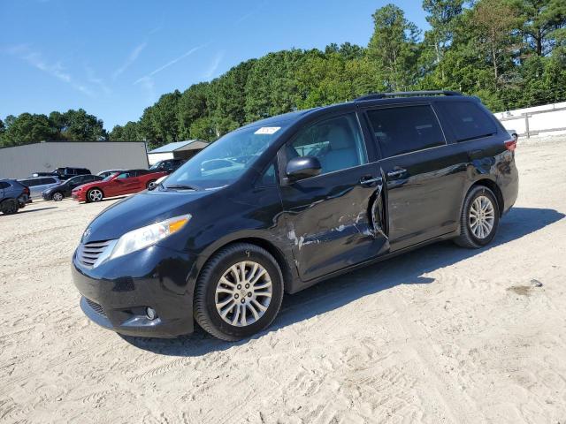 TOYOTA SIENNA XLE 2016 with VIN 5TDYK3DC1GS698659 - Photo from auction