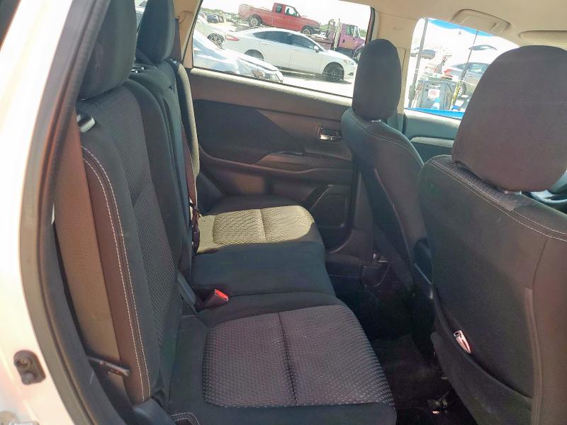 Photo 11 from auction – 2018 MITSUBISHI OUTLANDER with VIN JA4AD2A35JZ005098