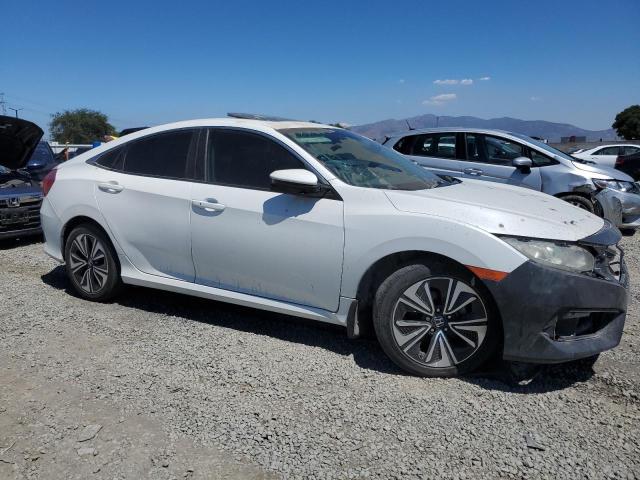 Photo 4 from auction – 2016 HONDA CIVIC EXL with VIN 19XFC1F73GE214588