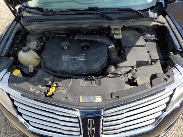 Photo 12 from auction – 2017 LINCOLN MKC RESERV with VIN 5LMCJ3C9XHUL00373