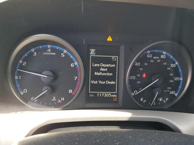 Photo 9 from auction – 2017 TOYOTA RAV4 LE with VIN 2T3BFREV3HW634748