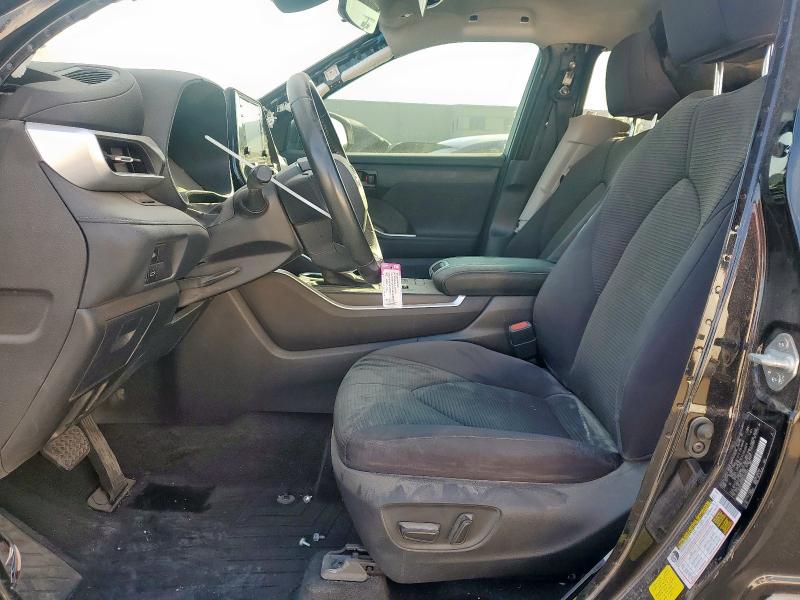 Foto 7 de la subasta – 2022 TOYOTA HIGHLANDER con VIN 5TDZZRAH9NS540862