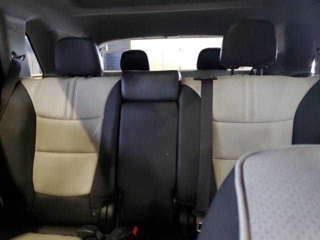 Photo 10 from auction – 2012 KIA SORENTO SX with VIN 5XYKWDA28CG189249