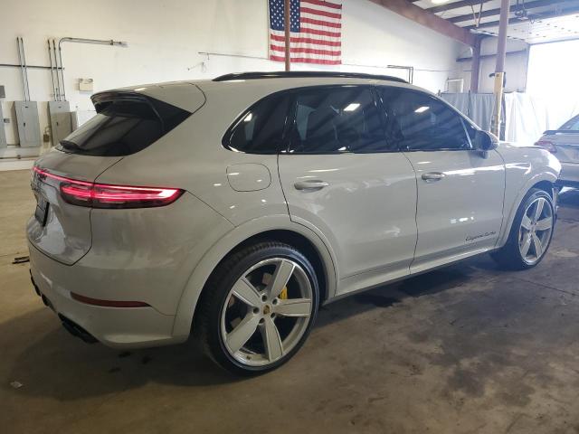 Photo 3 from auction – 2022 PORSCHE CAYENNE TU with VIN WP1AF2AY1NDA44445